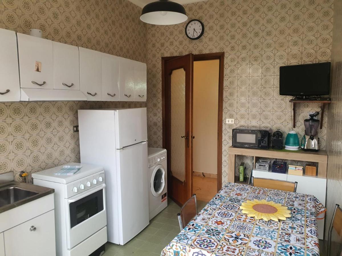 La Casa Dei Nonni - Ampio Trilocale Zona Lingotto Apartment Turin Ngoại thất bức ảnh