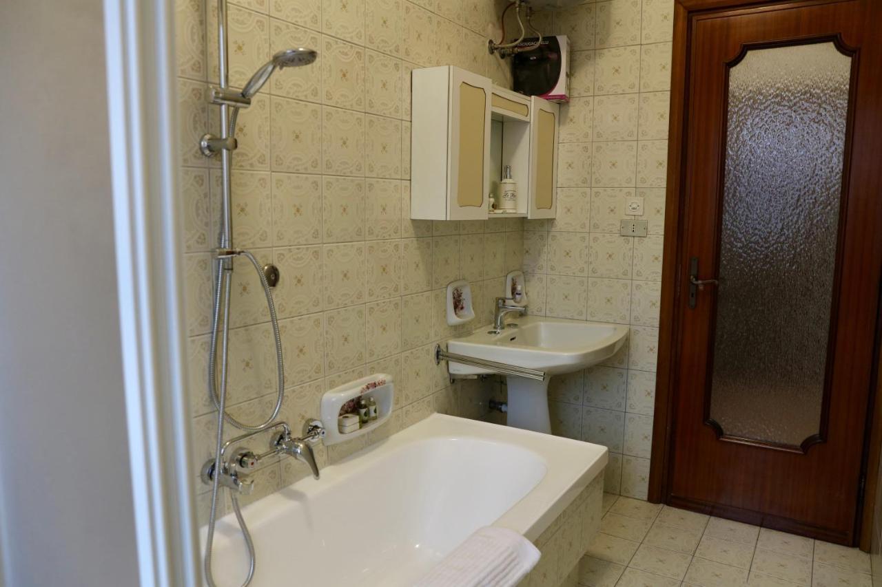 La Casa Dei Nonni - Ampio Trilocale Zona Lingotto Apartment Turin Ngoại thất bức ảnh