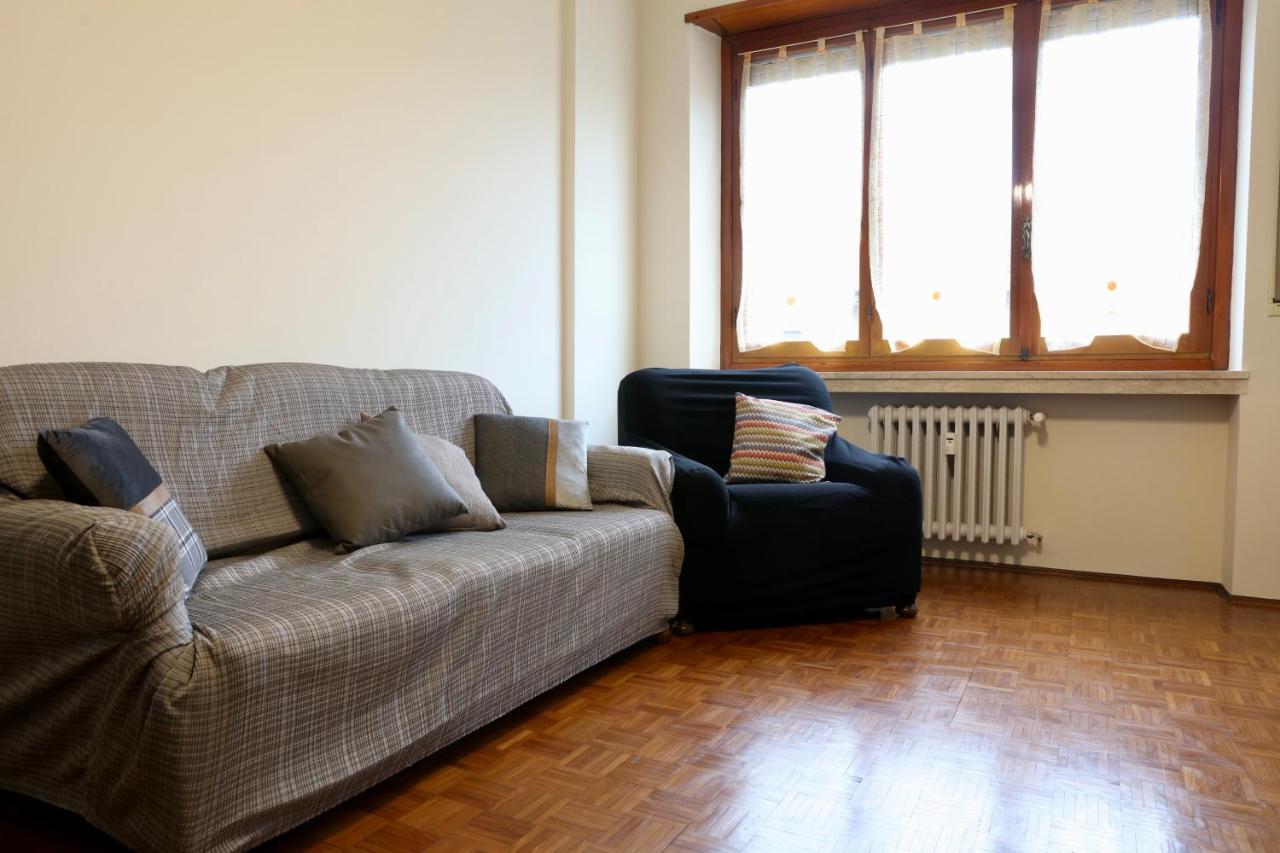 La Casa Dei Nonni - Ampio Trilocale Zona Lingotto Apartment Turin Ngoại thất bức ảnh